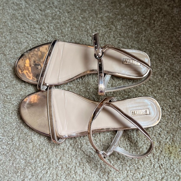 Forever 21 Platform shoes - Picture 3 of 4